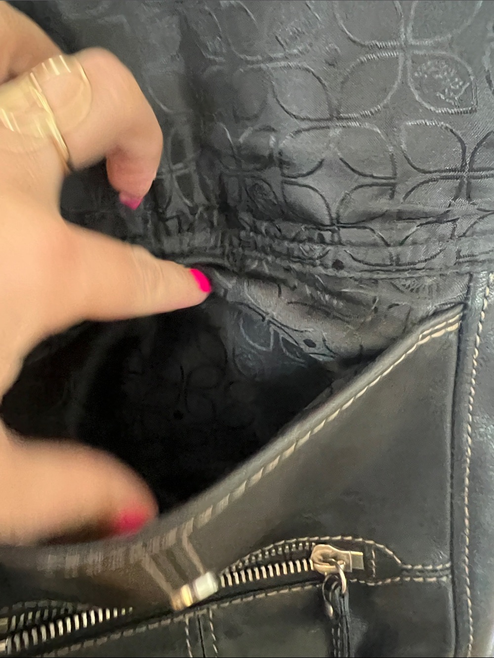 Fossil Black Leather Crossbody Bag - Picture 8 of 12